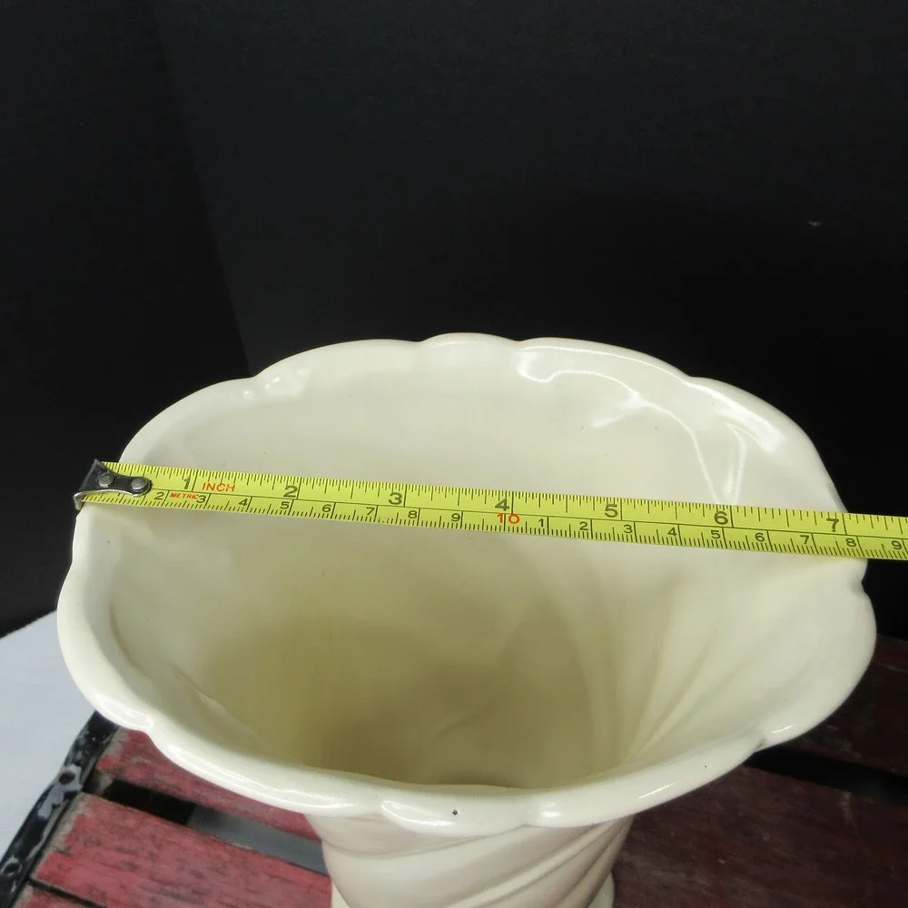 Vintage MCM Cream Ceramic Swirl Ribbed Scalloped Vase Pedestal Base Made in USA